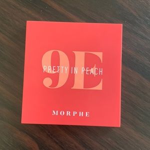 Morphe Pretty in Peach palette